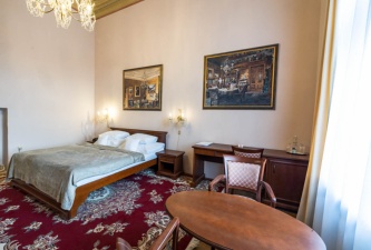 Vila-Lanna-2025-LQ-66