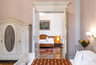 Vila-Lanna-2025-LQ-16